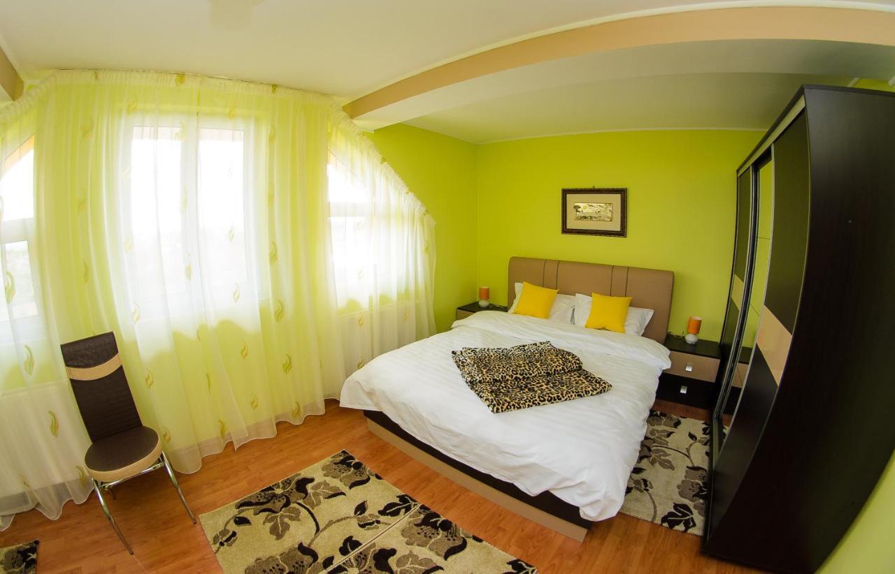 Hotel Casa Liana Oradea Zewnętrze zdjęcie